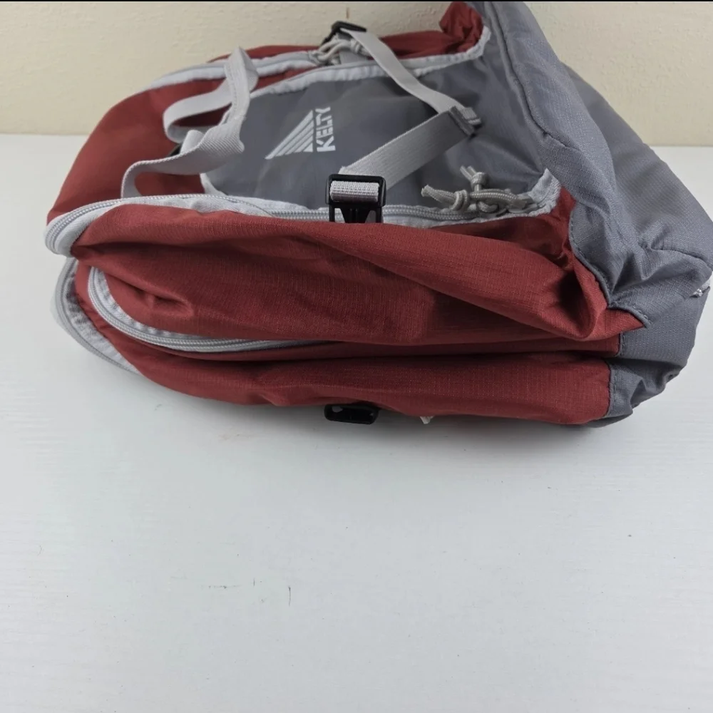 Kelty‎ Red Gray Portable Pocket Picnic Table Backpack Hiking Camping Cooler Bag
